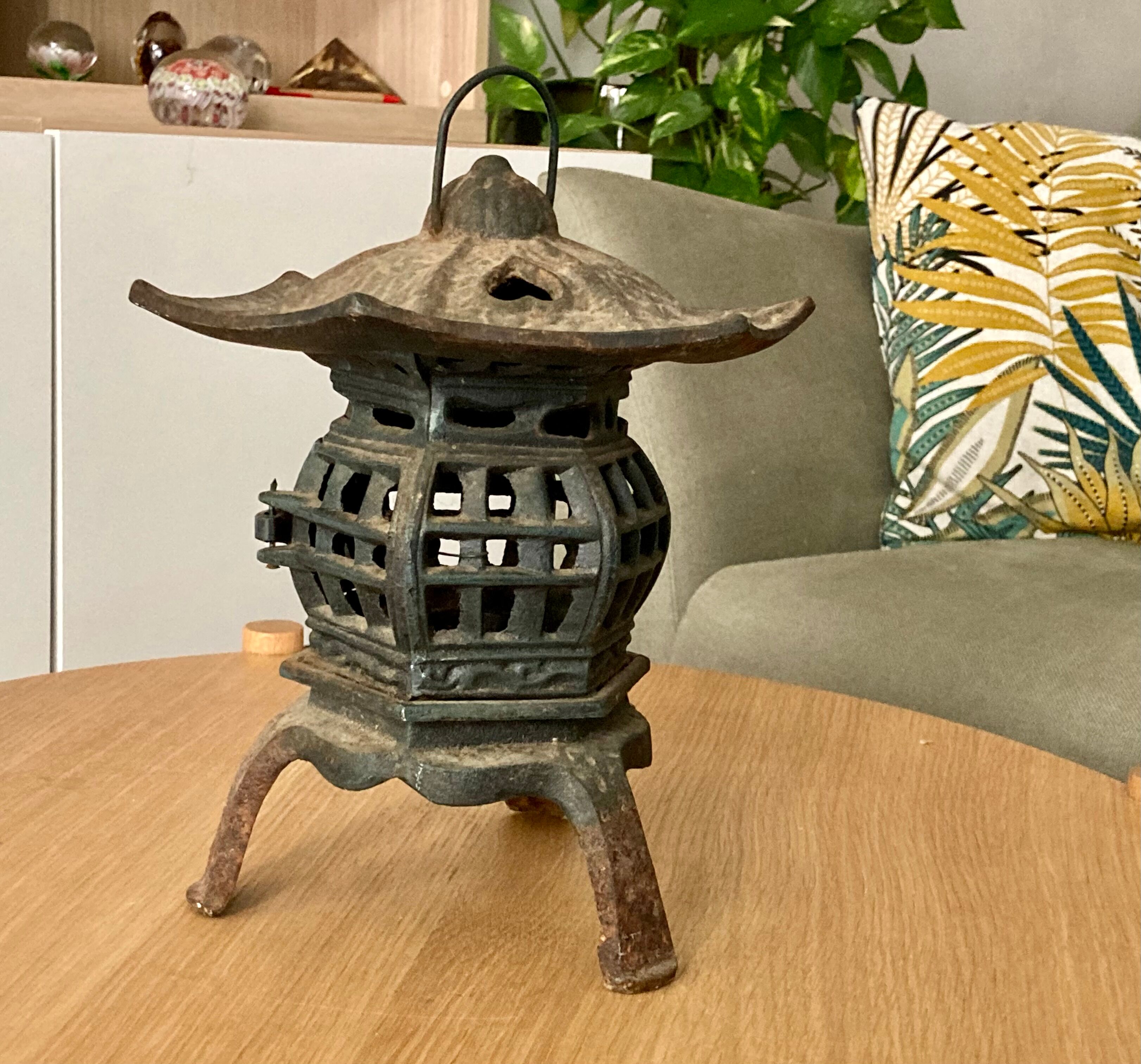 Japanese lantern - cast iron