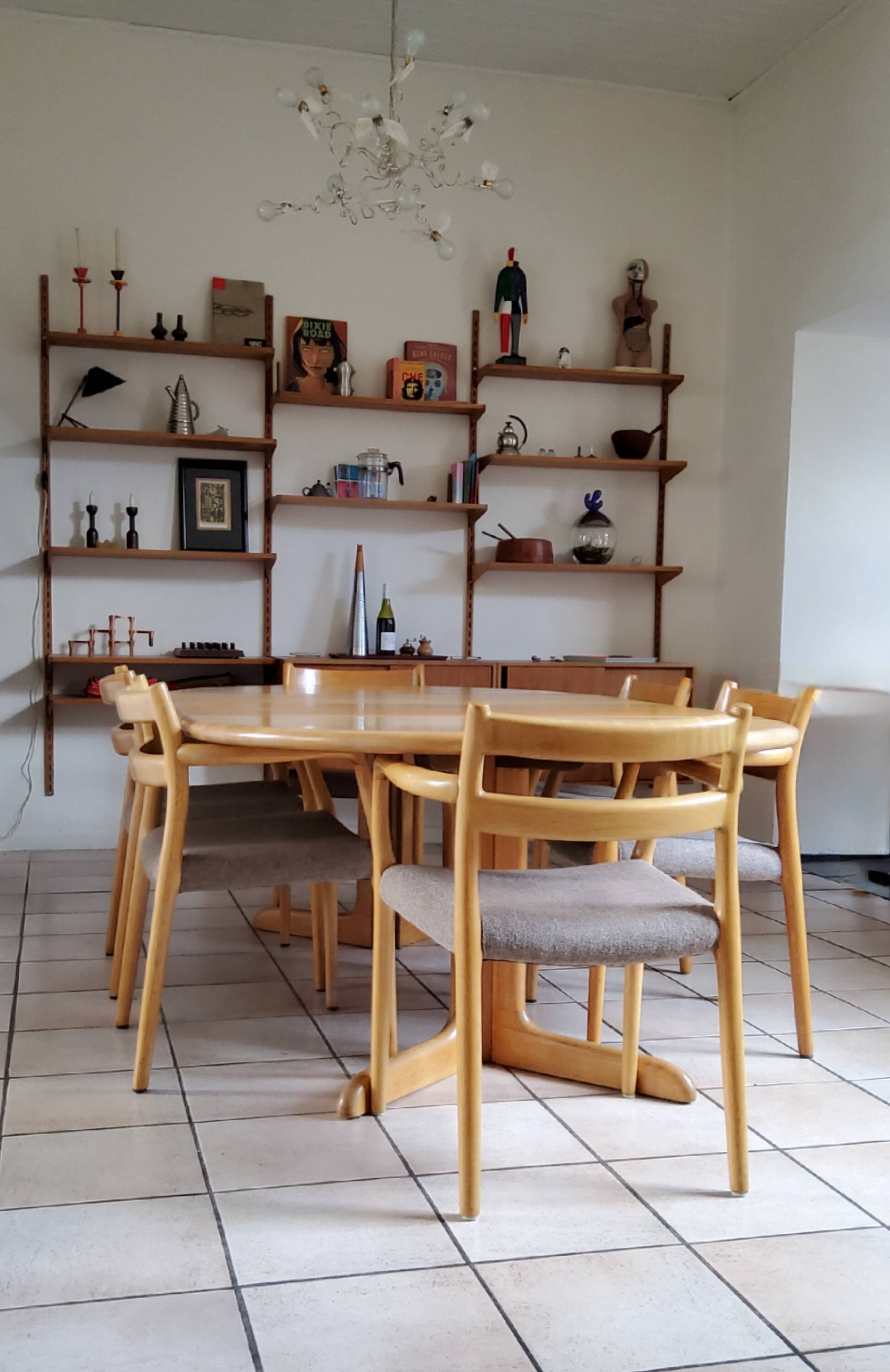 Moller dining room table and chair - 1960