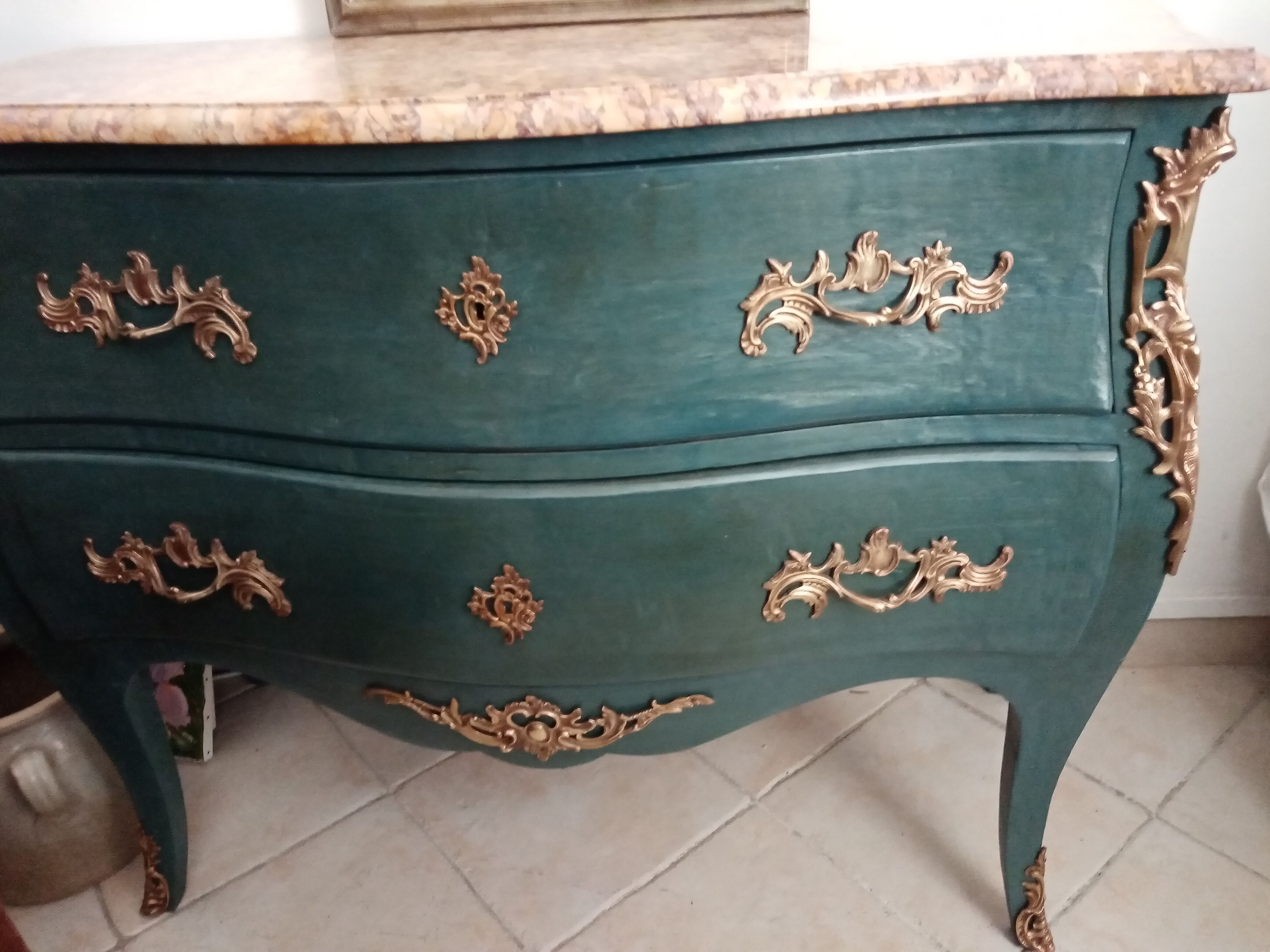 Louis XV curved dresser 2 drawers