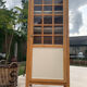 Armoire vitrée parisienne