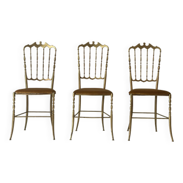Set of 3 Chiavari chairs in brass with velvet seat and high back, 1950s, Italy.