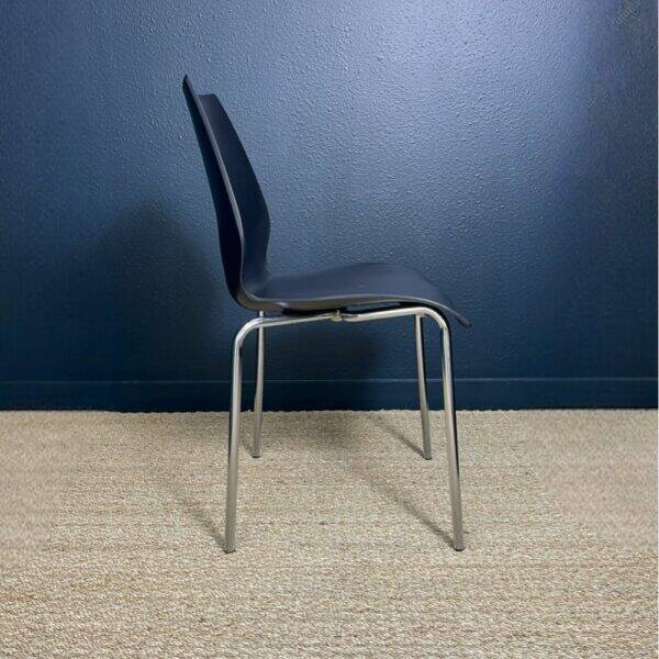 Set of 4 black dining room chairs from the 2000s