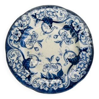 Round dish Creil Montereau white and blue bindweed