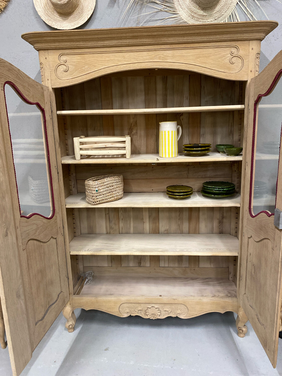 Louis XV bookcase in raw wood