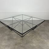 Table basse pyramidale en fil d'acier et verre dans le goût de Piva