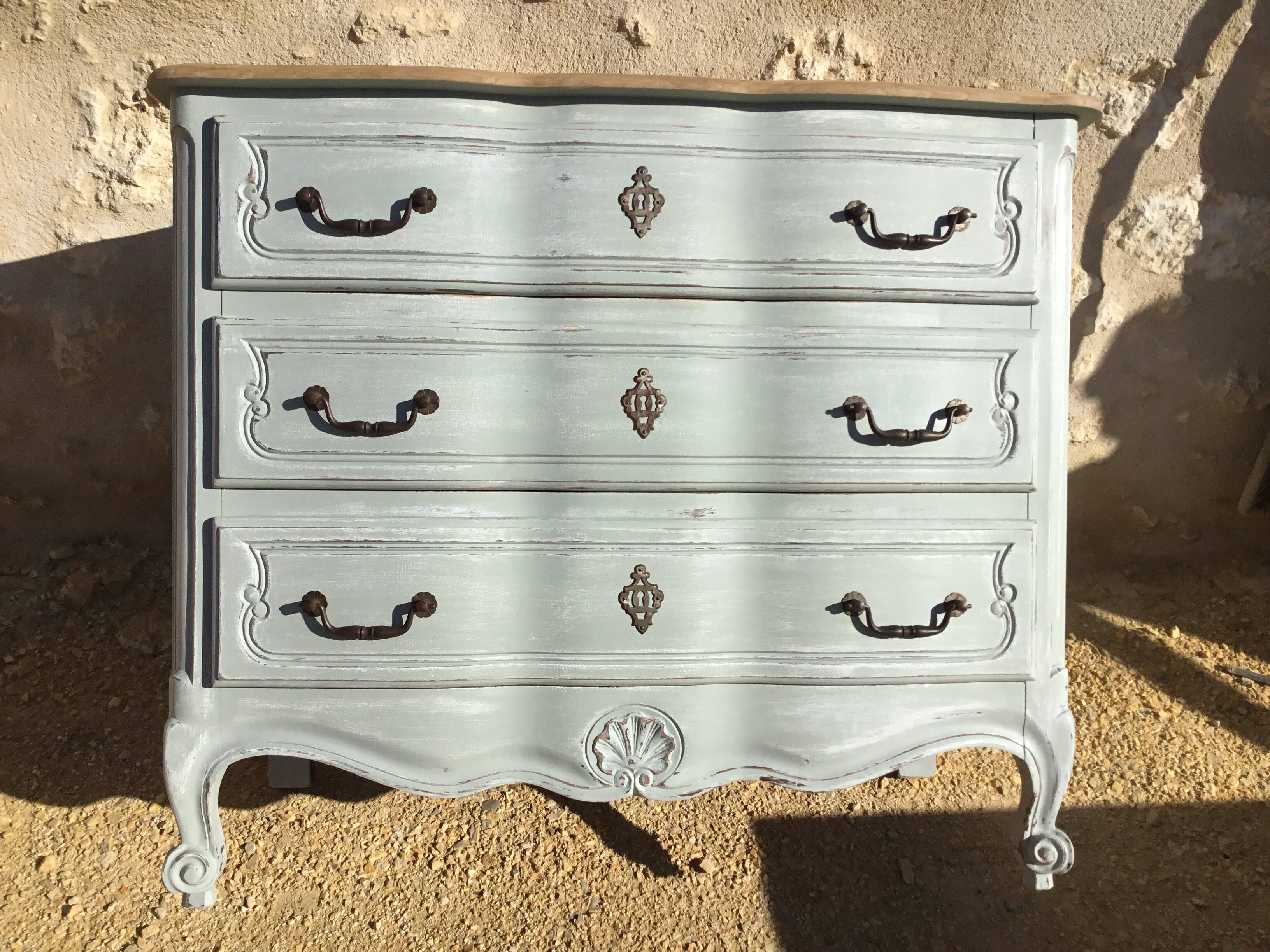 Louis XV style chest of drawers, patinated and waxed, natural wood top