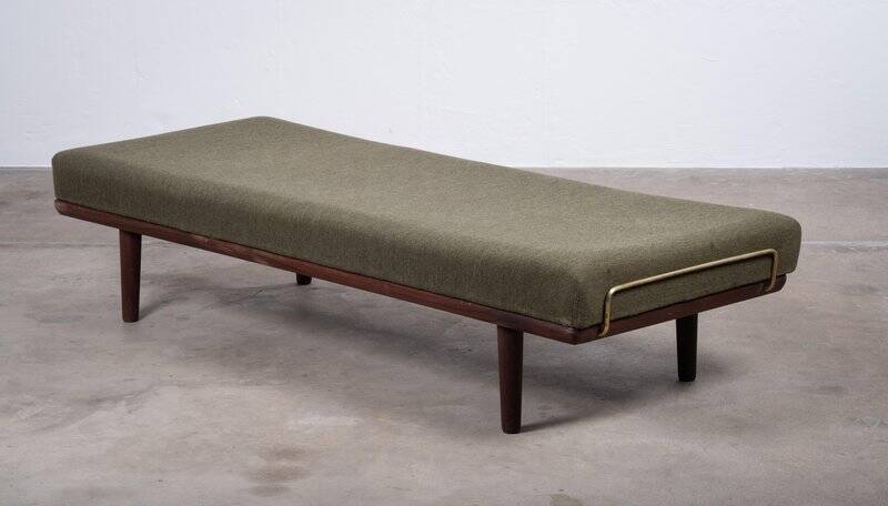 Mid-Century Danish Model GE19 Daybed in Teak attributed to Hans J. Wegner for Getama, 1960s