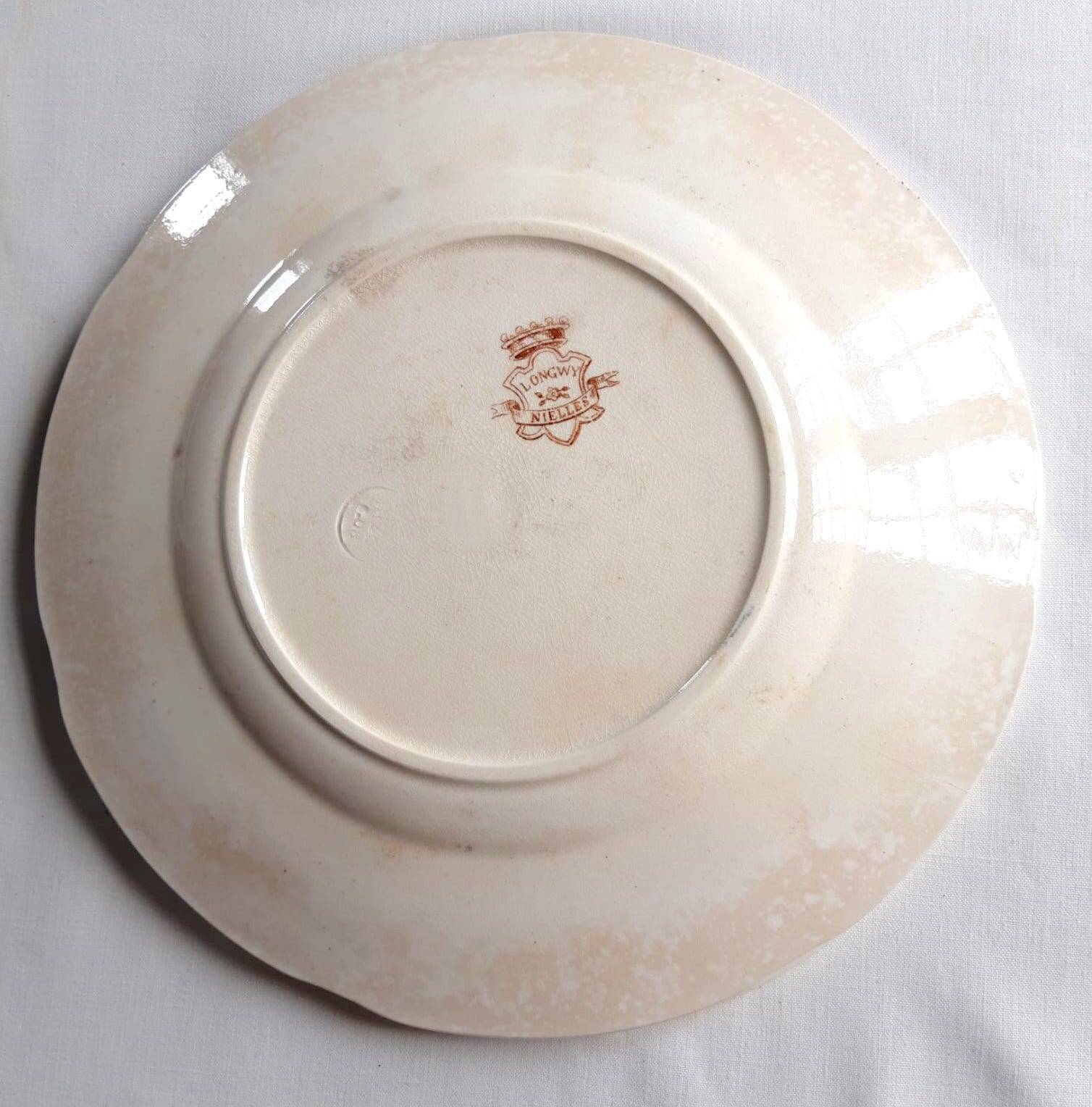 Set of 7 nielles model plates in longwy earthenware, art nouveau, circa 1900