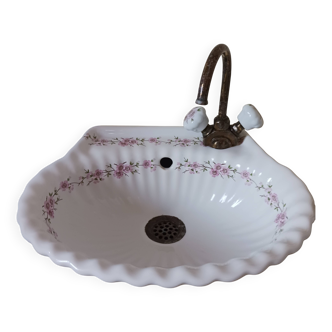 Antique French porcelain washbasin