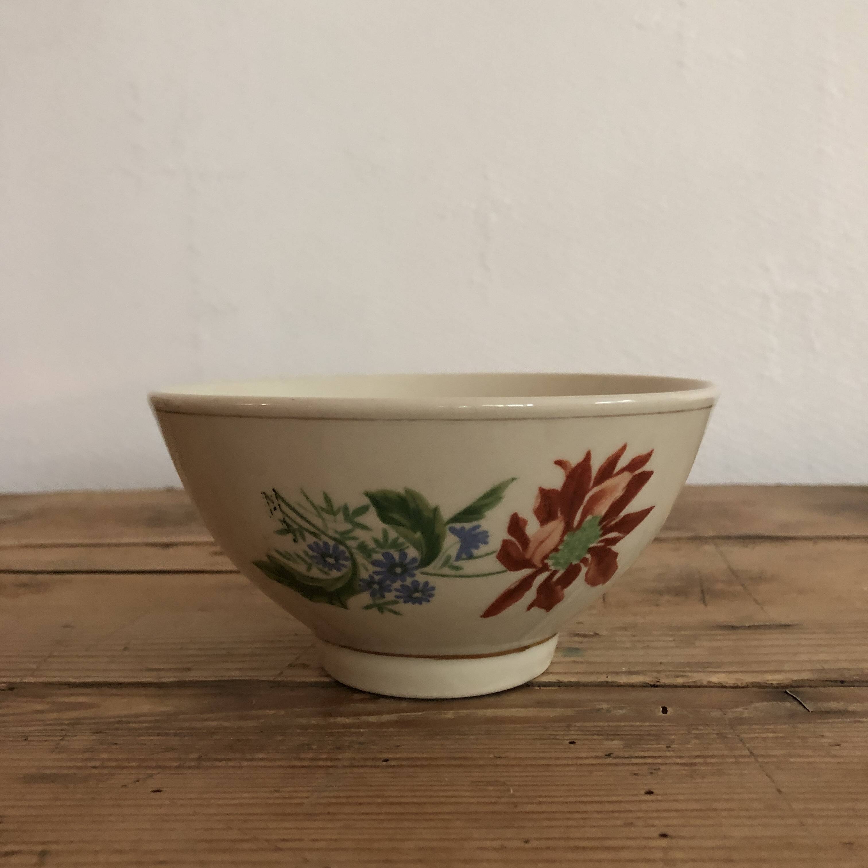 Earthenware bowls
