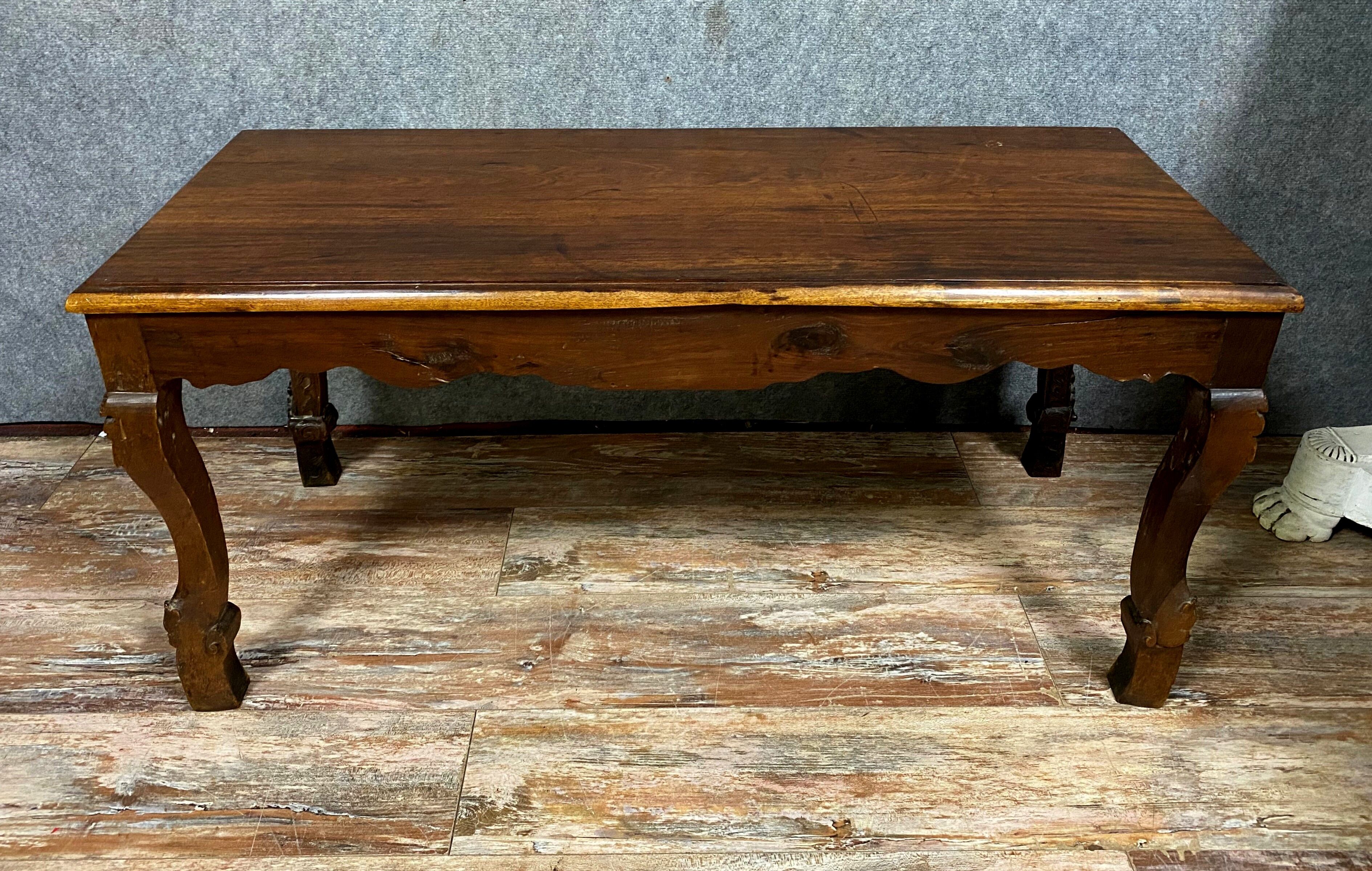 Japanese table in exotic wood around 1900-1920