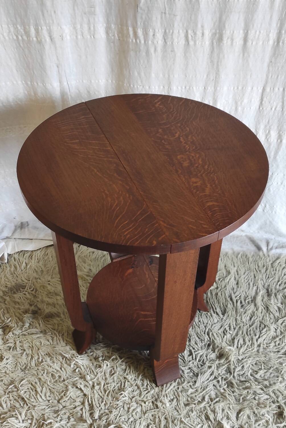 Art Deco pedestal table in solid oak - mid. 20th century