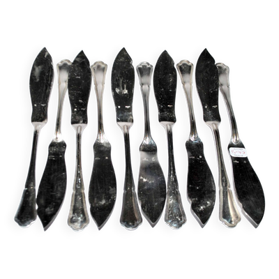 Lot de 10 couteaux à poisson ercuis en métal argenté modèle victoria spatours