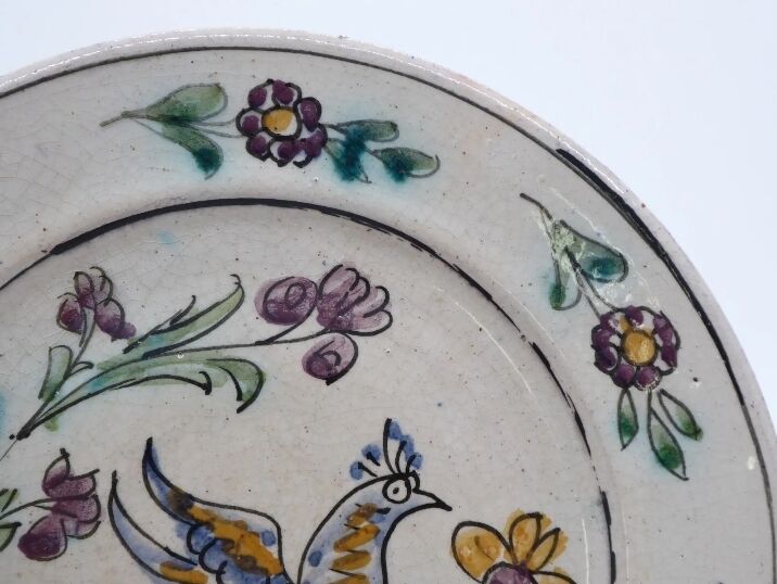 Decorative earthenware plate