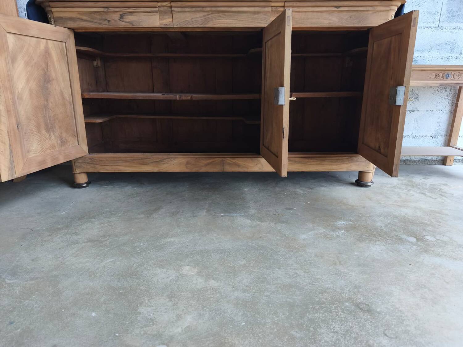 Buffet bahut enfilade en noyer brut