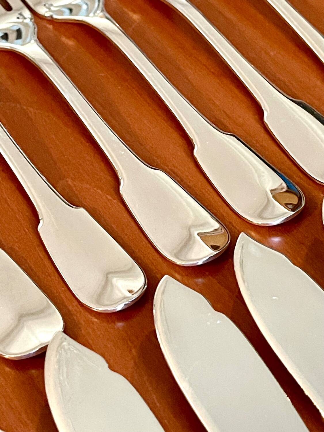 Christofle cluny 12 fish cutlery (24 pieces) near new condition