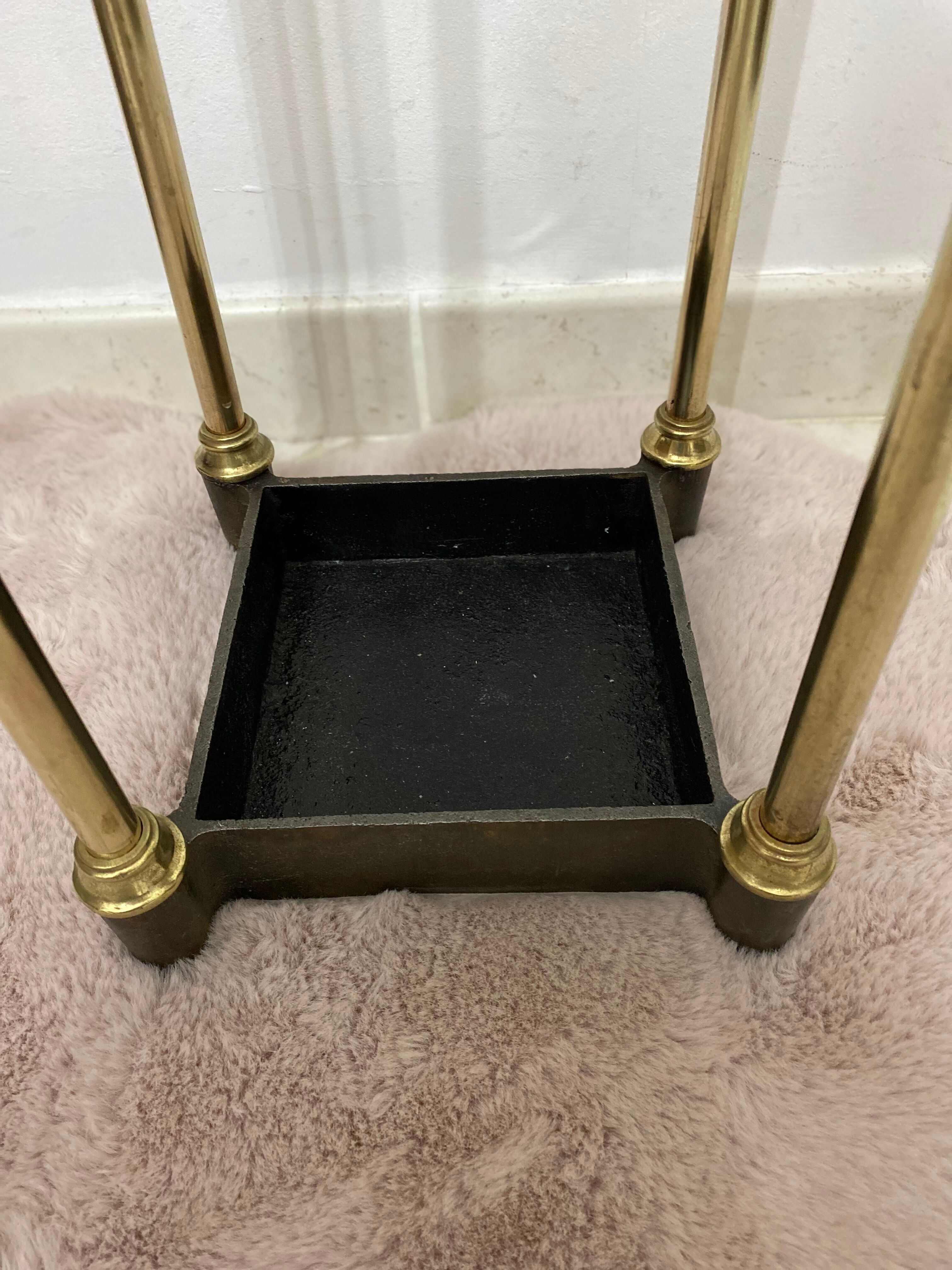 Brass umbrella holder