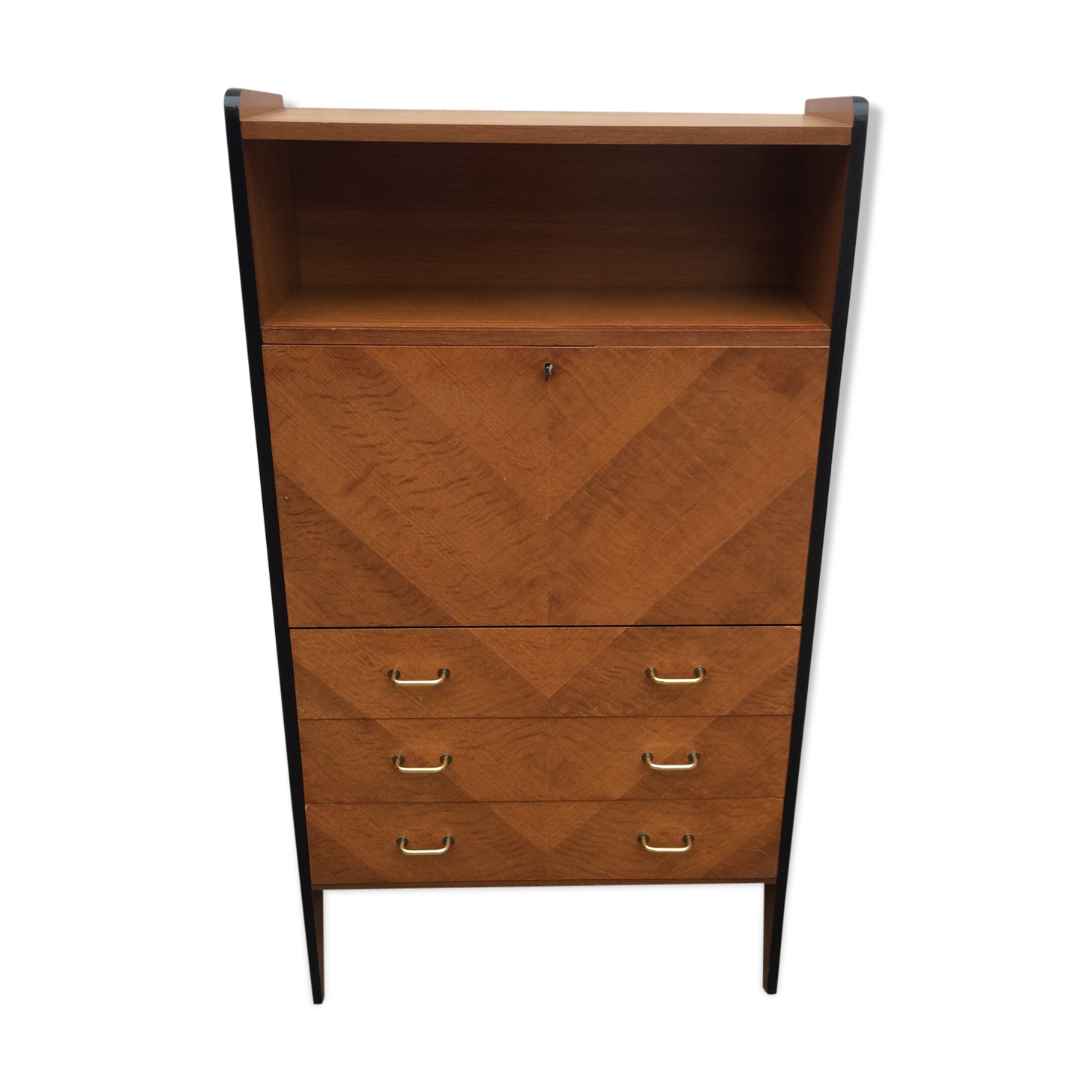 vintage secretary, feet fin