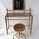 Coiffeuse vanity vintage en laiton avec tabouret