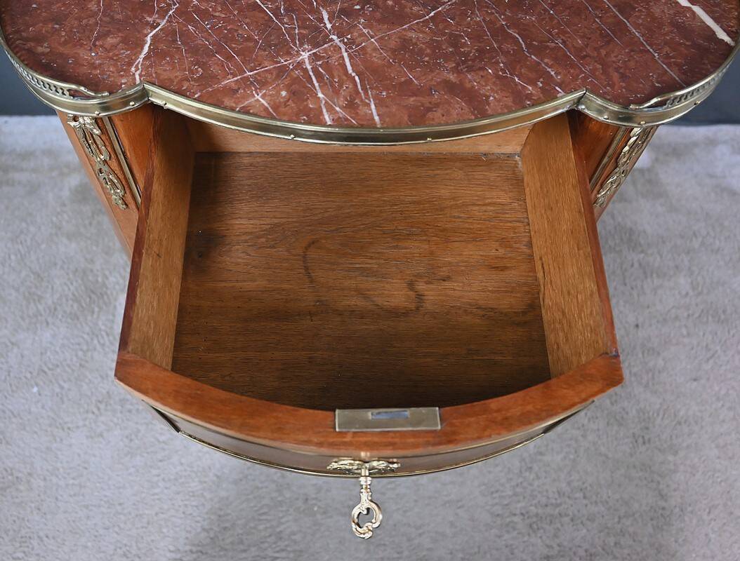 Small Kidney-Shaped Mahogany Chest of Drawers, Transition Style – Early 20th Century