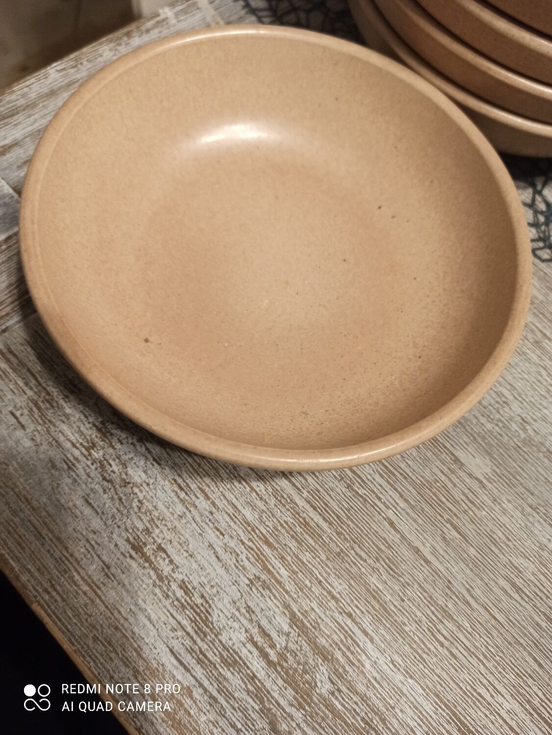 Hollow stoneware plates