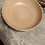 Assiettes en grès creuse
