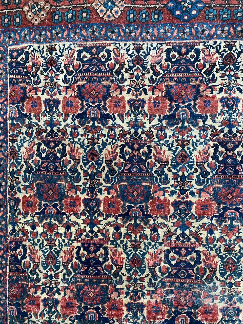 Beautiful old Persian carpet from Abadeh handmade 100x144 cm
