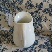 2 small vintage jugs