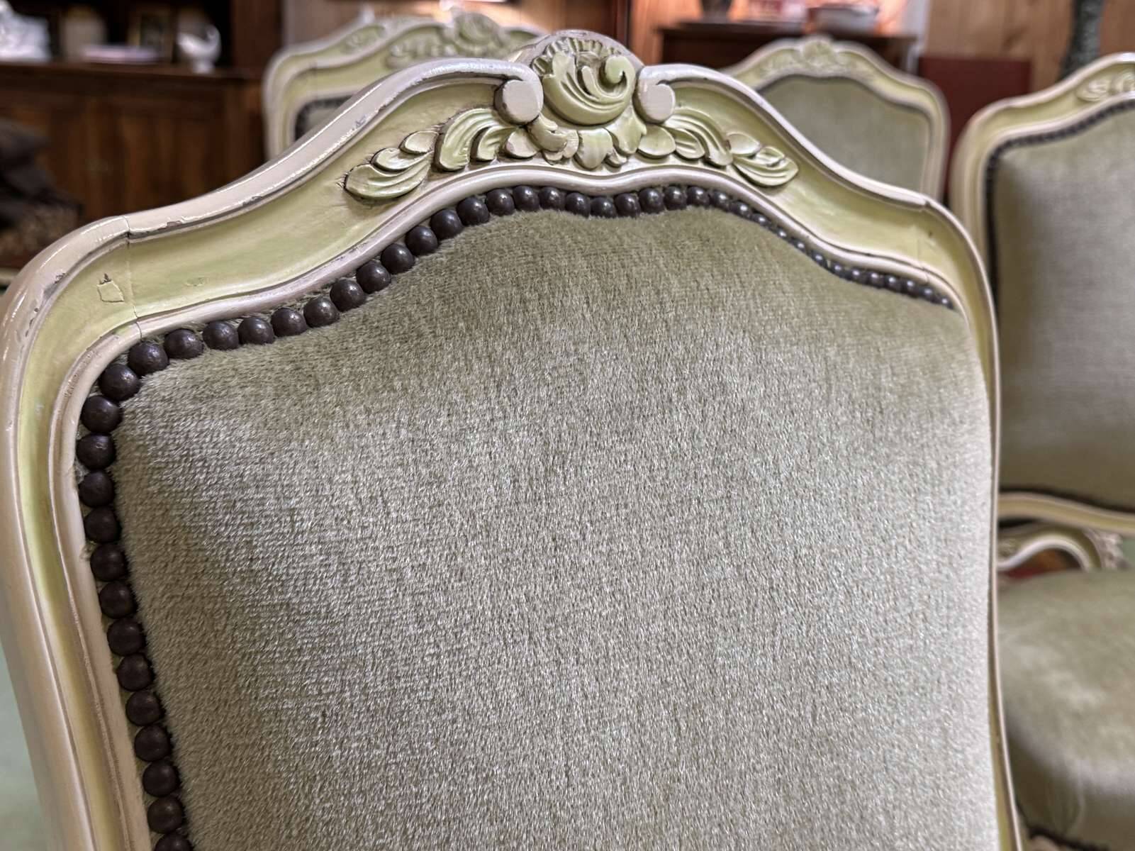 Set of 8 Louis XV style beech chairs from the 1970s.