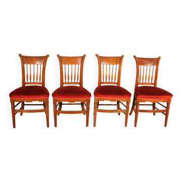 Suite de 4 chaises d'époque directoire