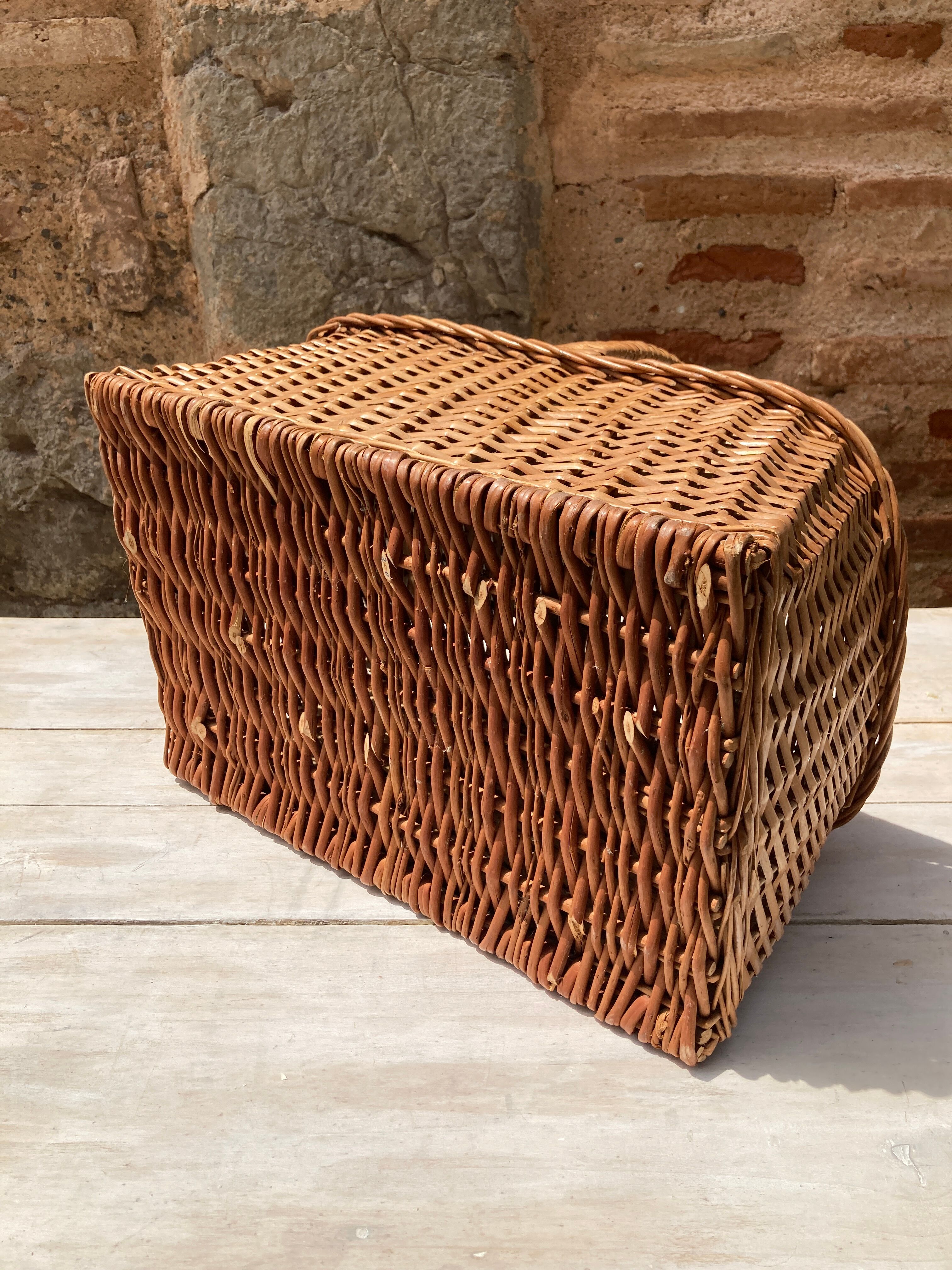 Picnic basket