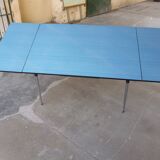 Table formica bleu
