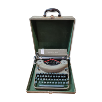 1950 remington rand typewriter