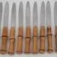 Série 24 couteaux manches bambou 1960, 12 de table + 12 entremets, dessert