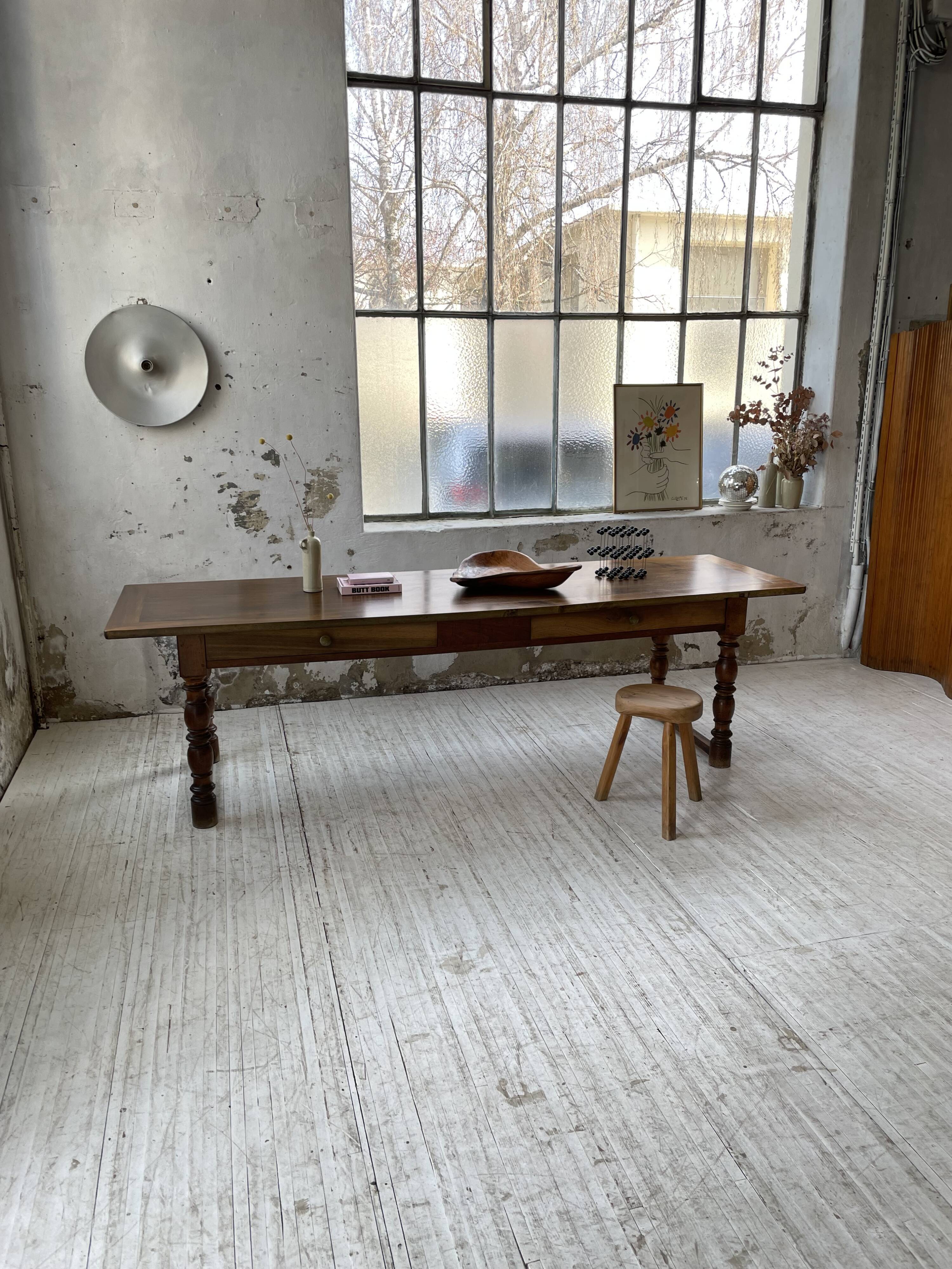 Table of draper firm walnut 260cm