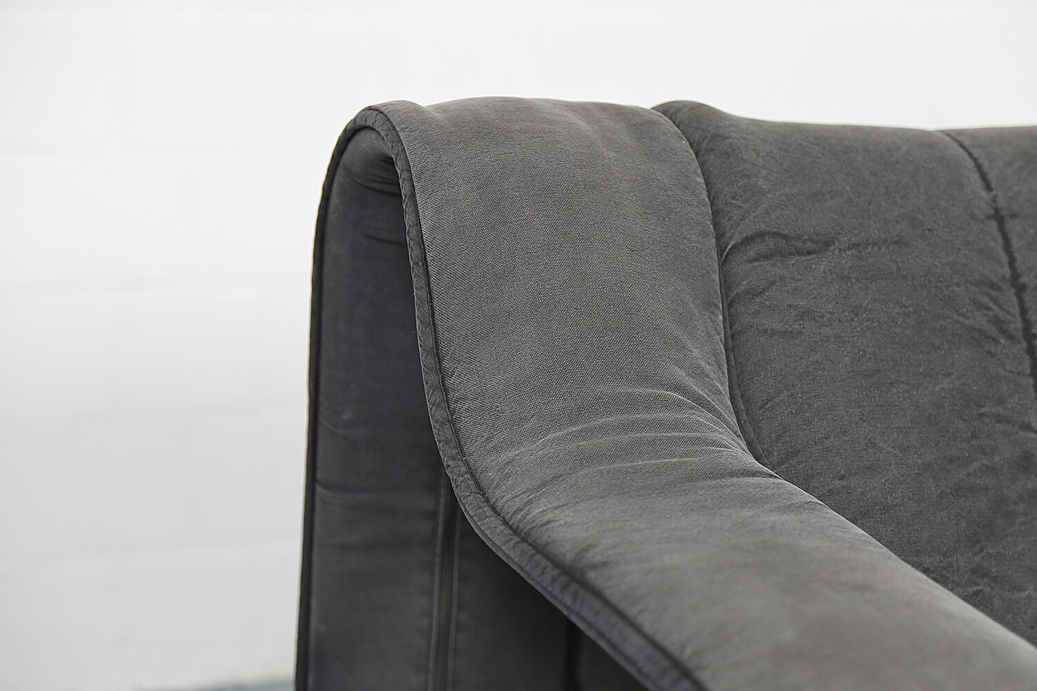 Danish design KEBE steeltube graphic upholstered lounge chair