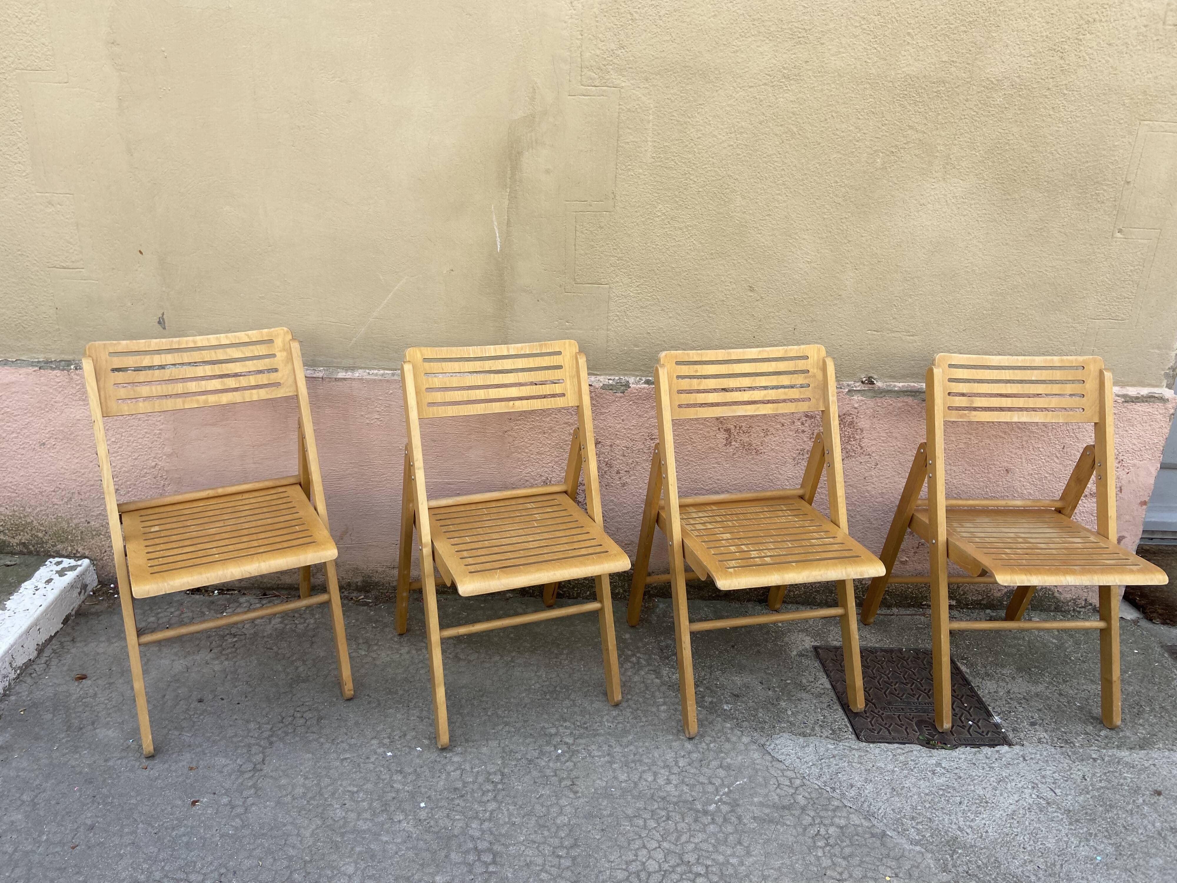 Series of 4 Scandinavian folding chairs 70s