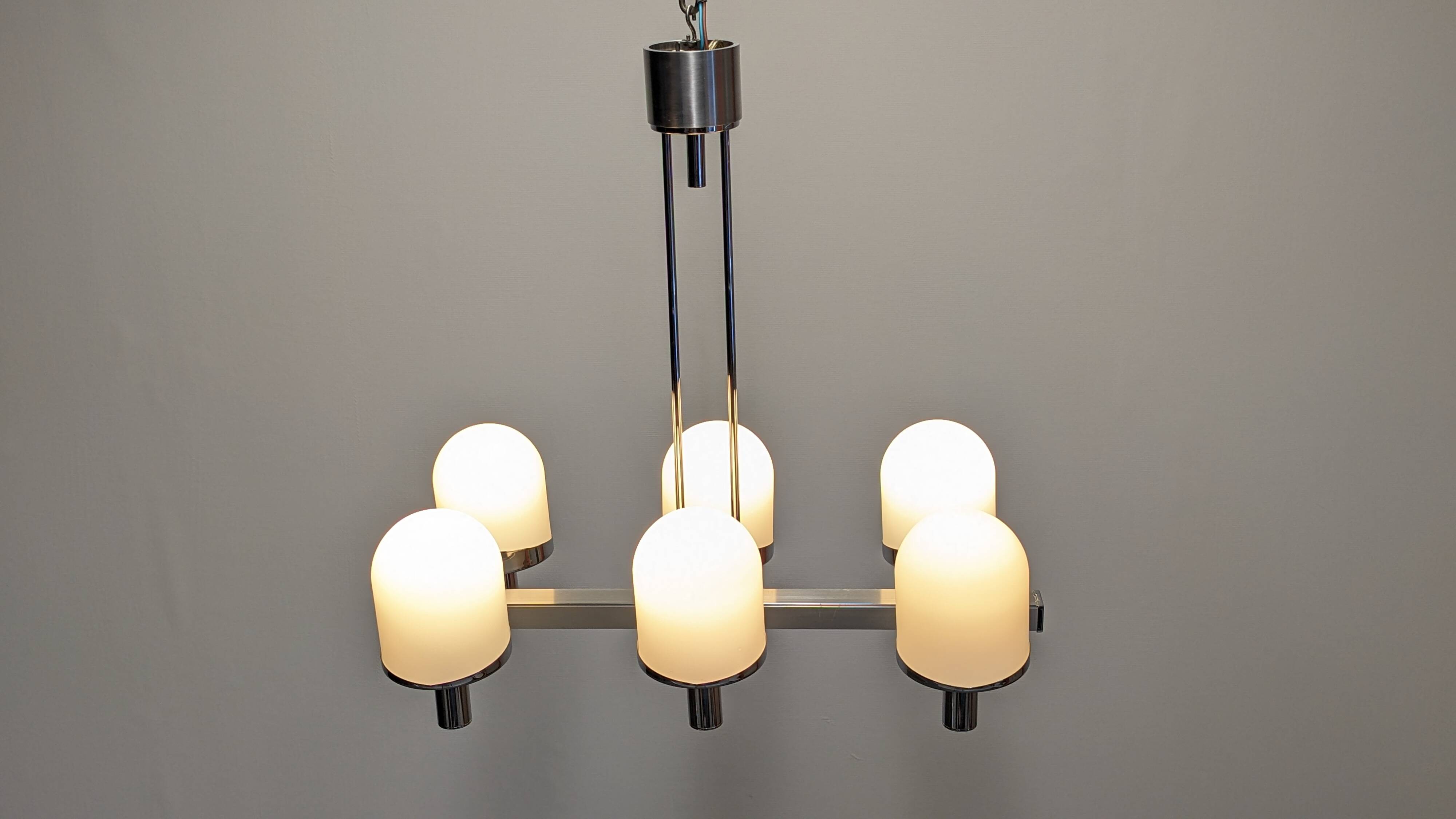 Space Age chandelier with 6 lights in white sandblasted opalines from the 60s/70s