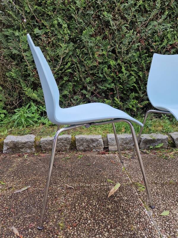 Vico Magistretti (1920-2006) for Kartell - Series of 4 chairs - Maui model - Sky blue color