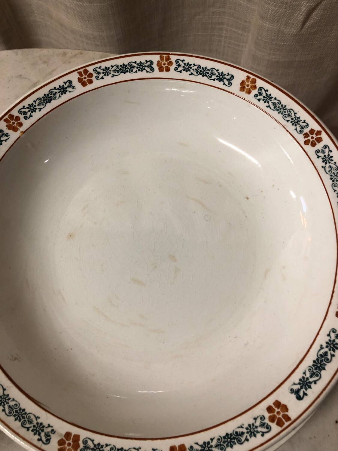 Complete dinner set by Saint-Amand