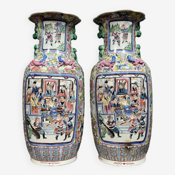 Paire de grands vases en porcelaine et émaux de la famille rose, chine, canton vers 1900