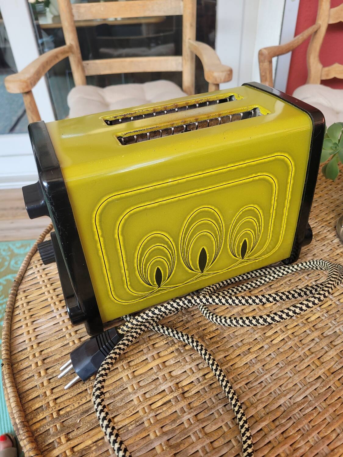 Rotel vintage toaster