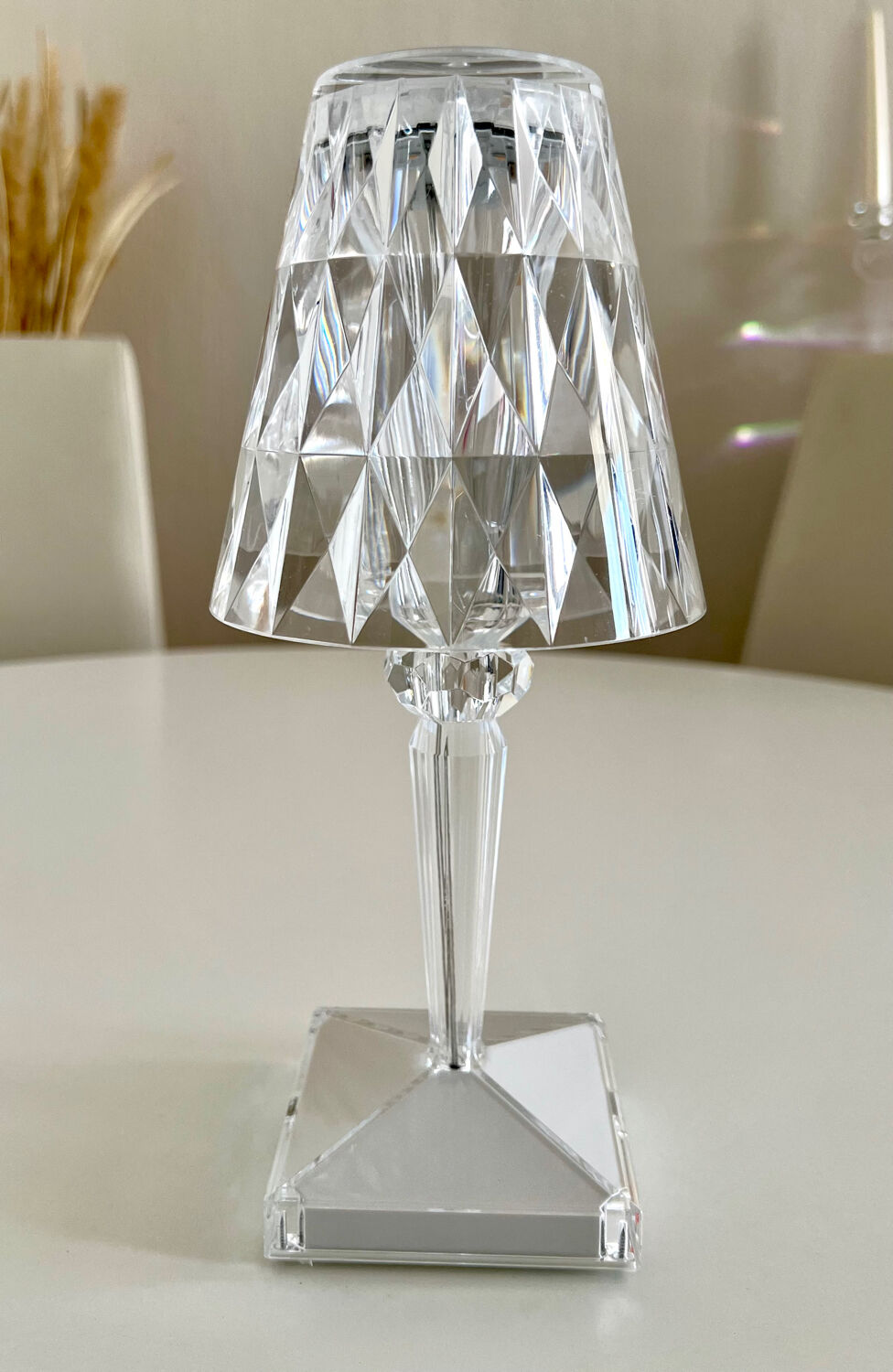 Kartell Original Transparent Battery Lamp – design by Ferruccio Laviani