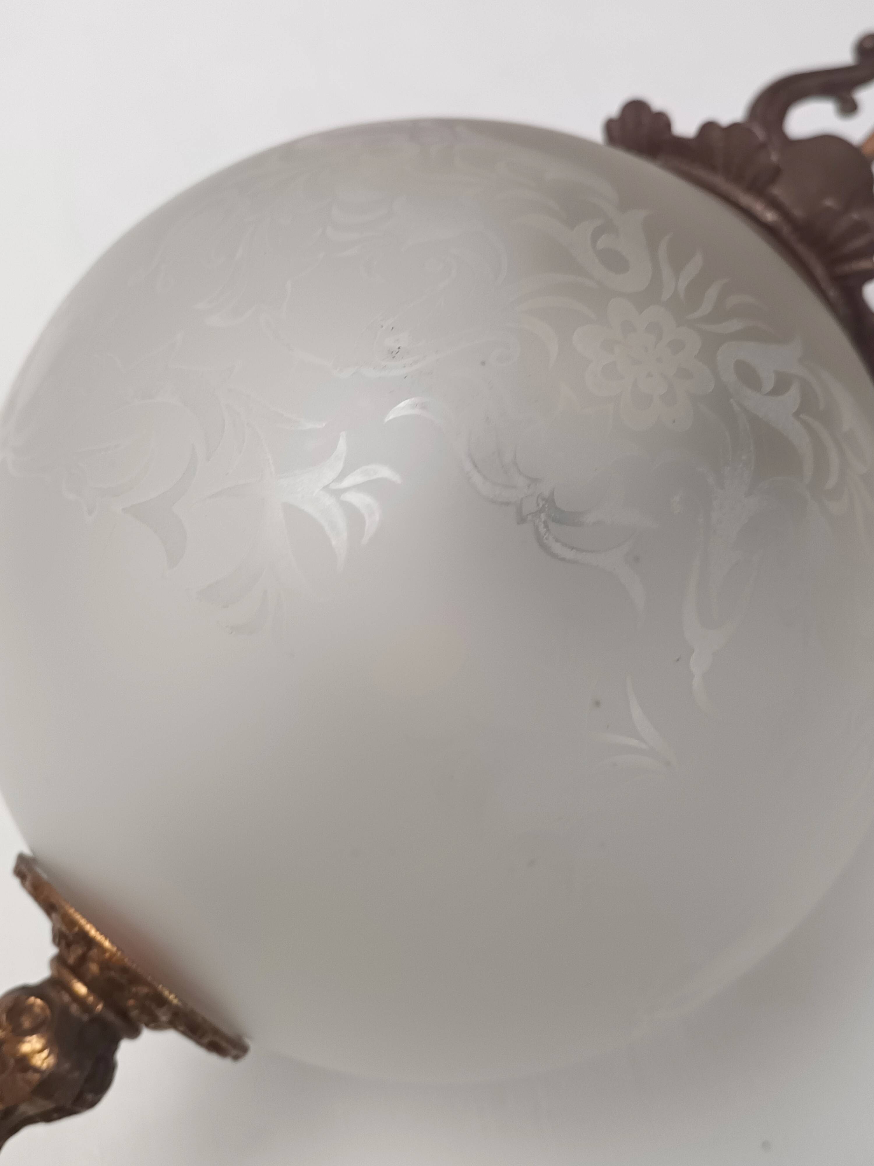 lustre ancien bronze globe gravé lanterne suspensions décoration