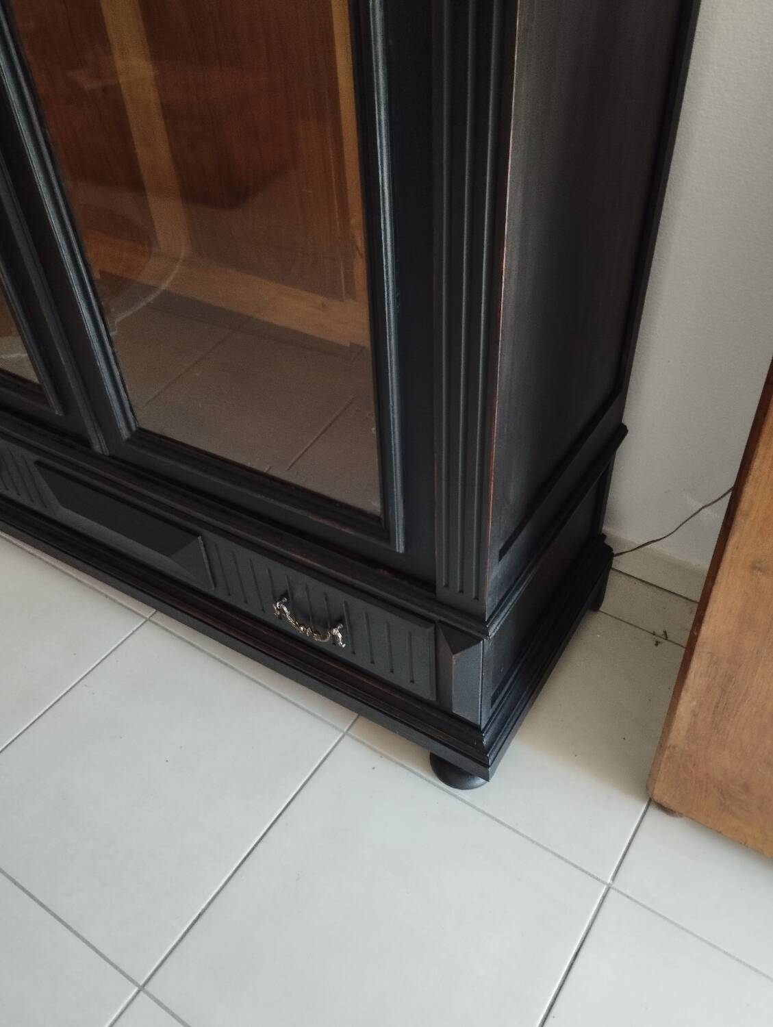 Old 2-door bookcase with black patina
