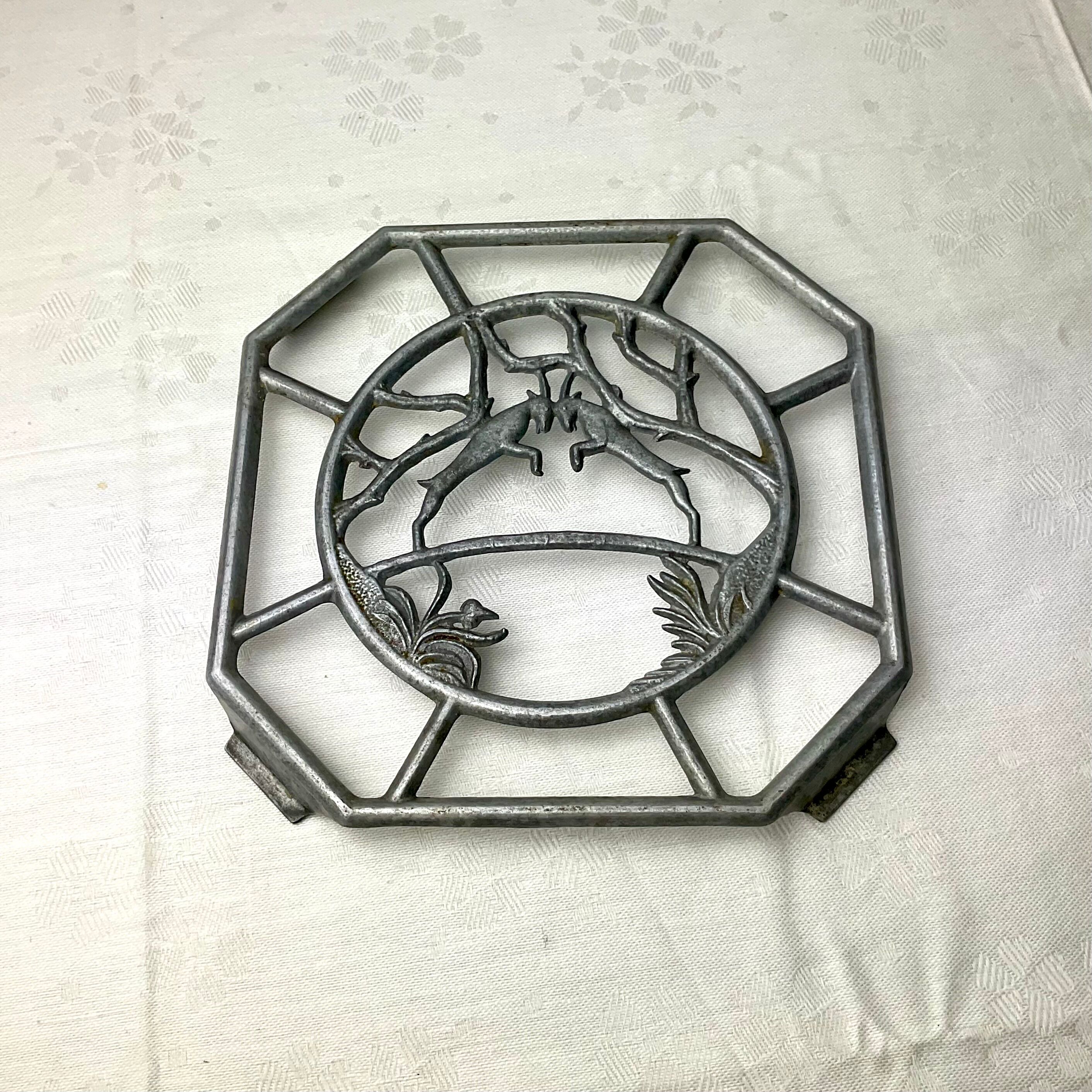 Sous plat en aluminium décor animalier
