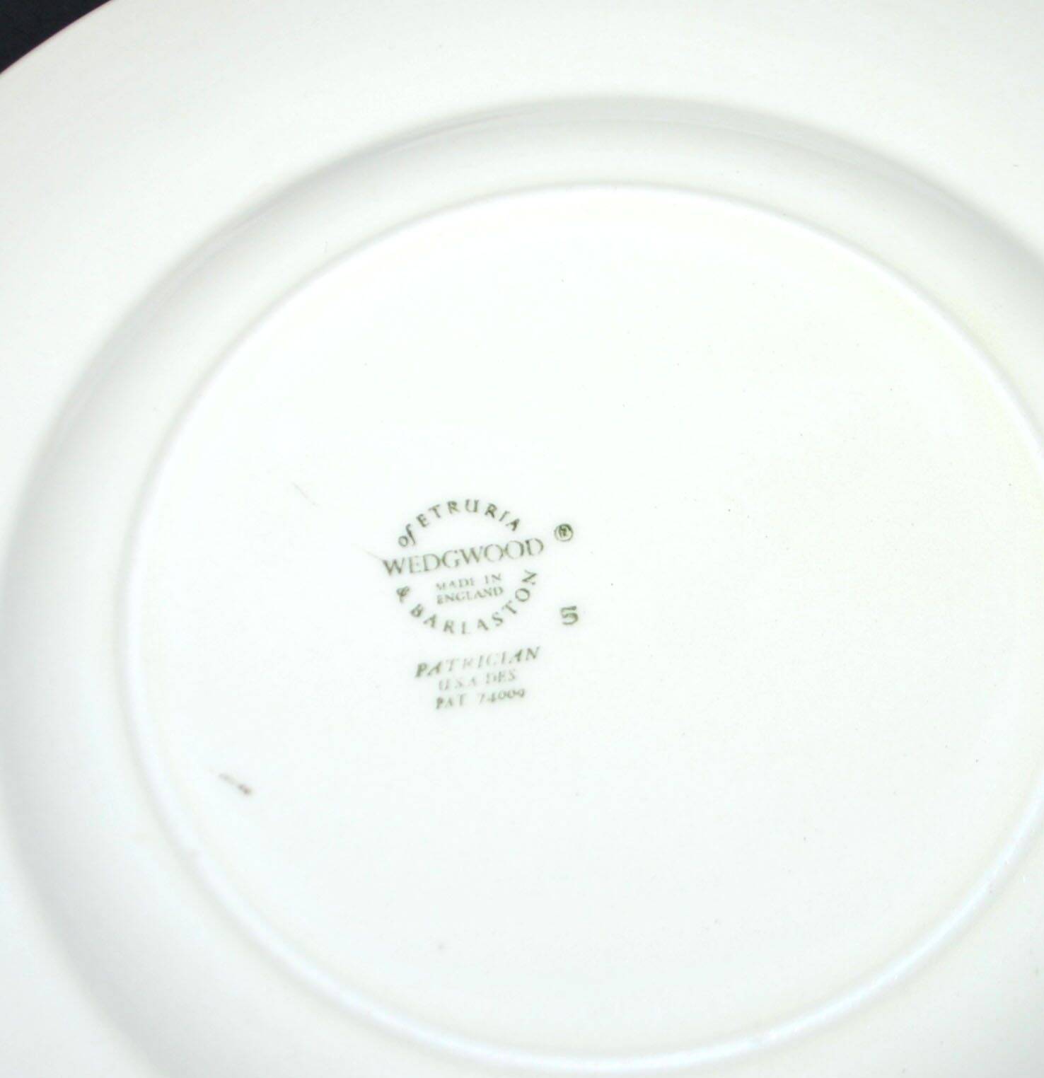 Wedgwood set of 3 Patrician garland moulded earthenware dessert plates England