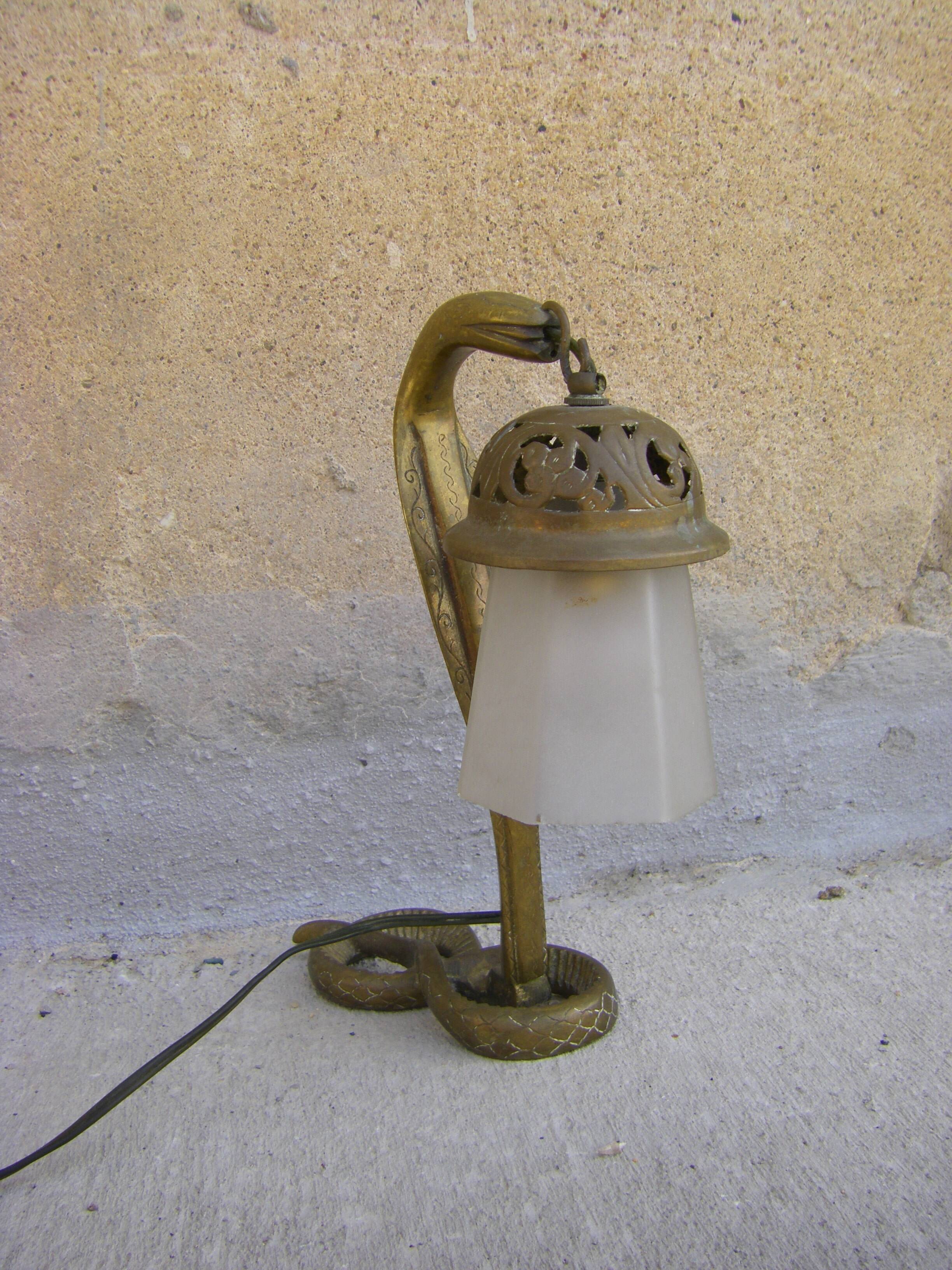 Lampe serpent en bronze orientale