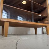 Vintage display cabinet in light wood, 1970s.