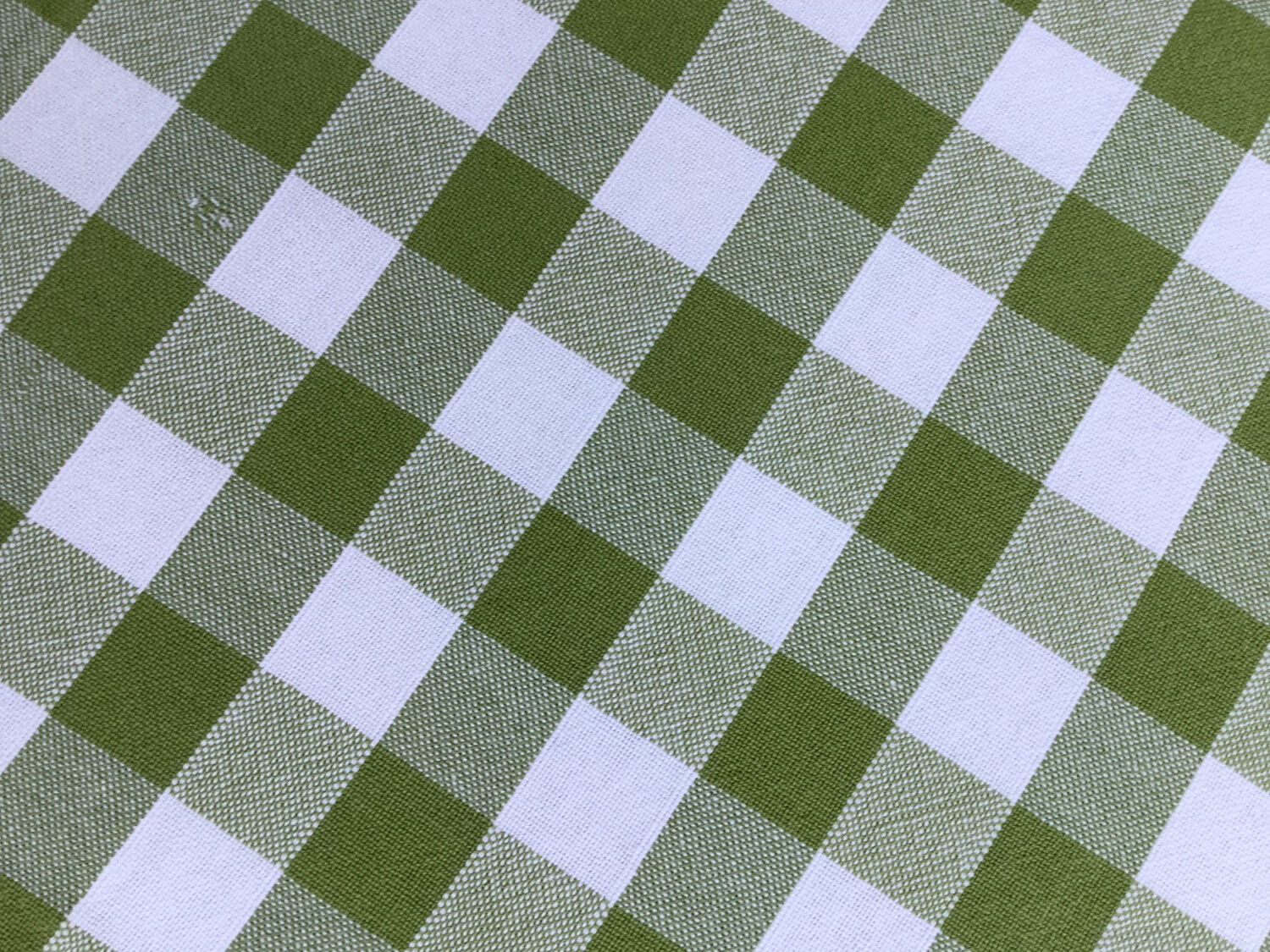 Vintage tablecloth Scottish style green white